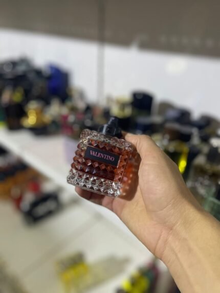 Valentino Donna Born in Roma EDP