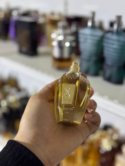 Clive Christian X Imperial XVIII Louis XV 1722 EDP