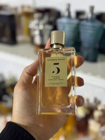 Rosendo Mateu Nº 5 Floral Amber Sensual Musk EDP