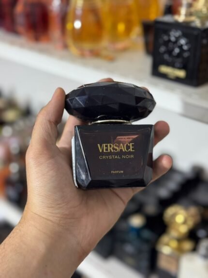 Versace Crystal Noir Parfum